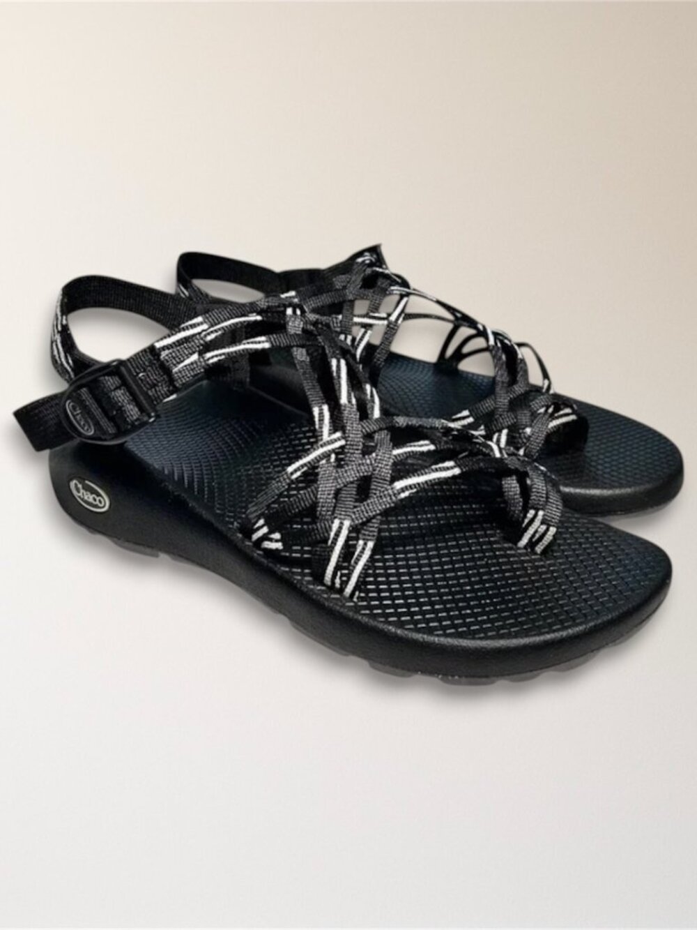 Chaco Black Strappy Sandels